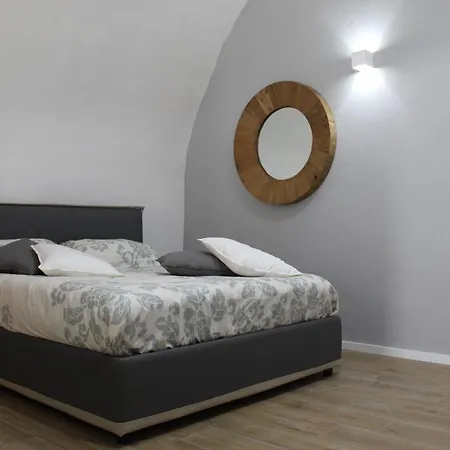 La Dimora 82 Bed & Breakfast Trani