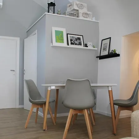 Bed & Breakfast La Dimora 82 Trani
