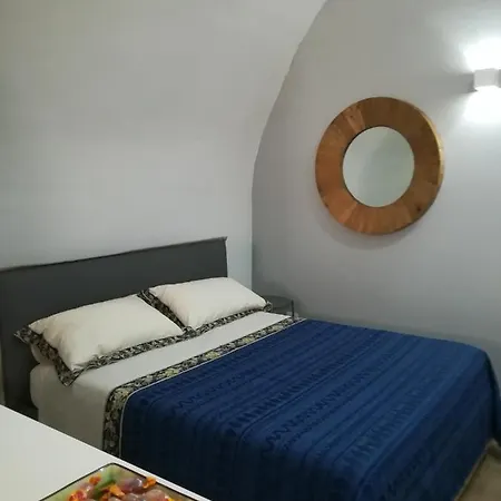 La Dimora 82 Bed & Breakfast *