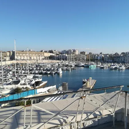 La Dimora 82 Bed & Breakfast Trani