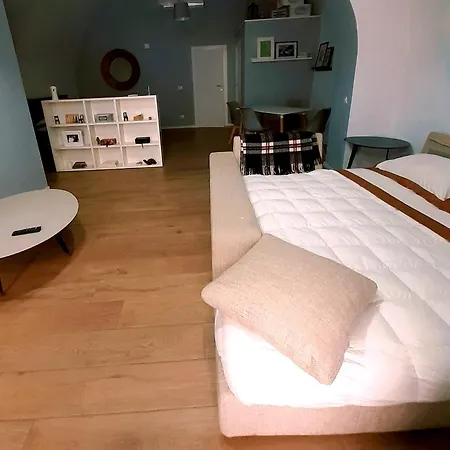 Bed & Breakfast La Dimora 82 Trani